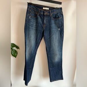 Levi’s 505 Straight Leg blue denim jeans. Size 8 woman’s